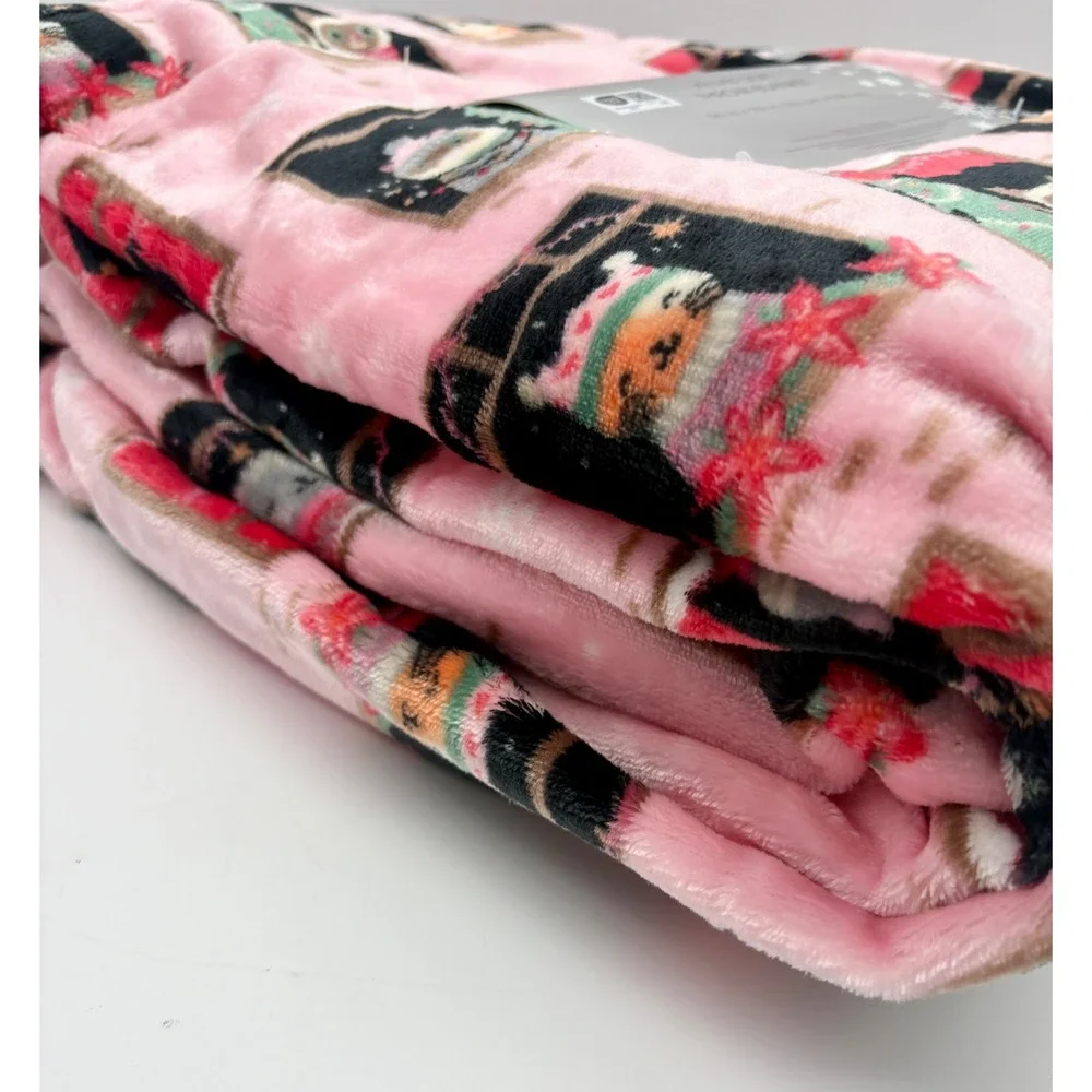 Winter Magic Throw Blanket Velvet Soft Pink Christmas Holiday Cats Windows‎